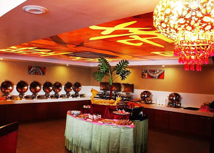 Hotel Chennai Le Palace